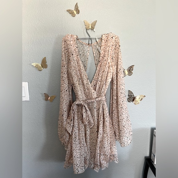 Hello Molly - Speak A Little Louder Dress Nude, Size Small XS - Picture 4 of 5